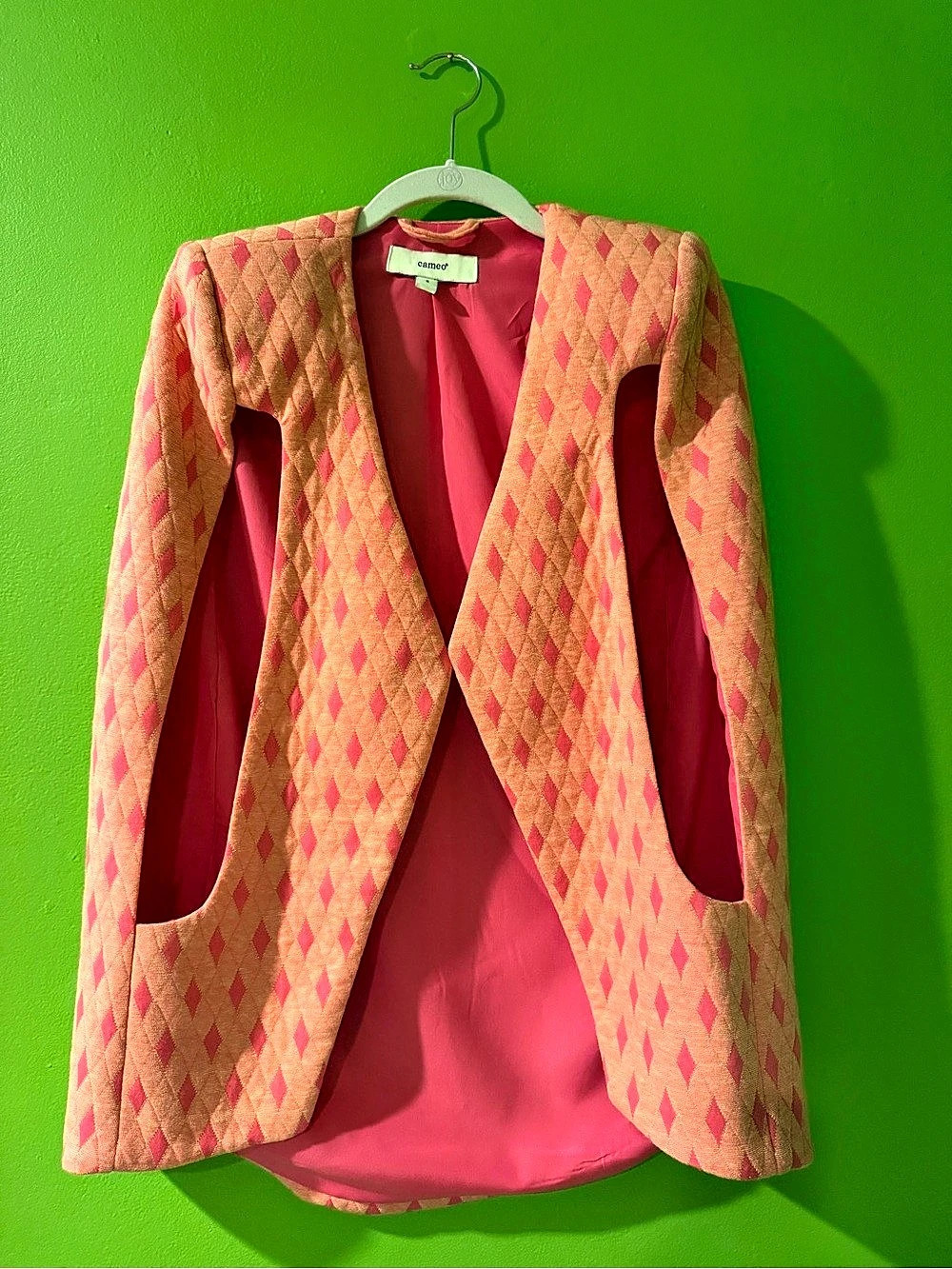 Cameo Quilted Geometric Vest in Pink & Orange Size Small Like New